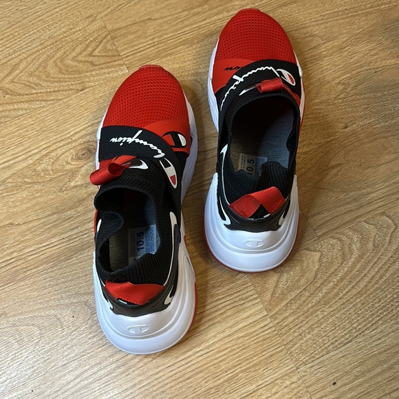 Champion size 10.5 Red/blk/white mesh breathable - Picture 4 of 5